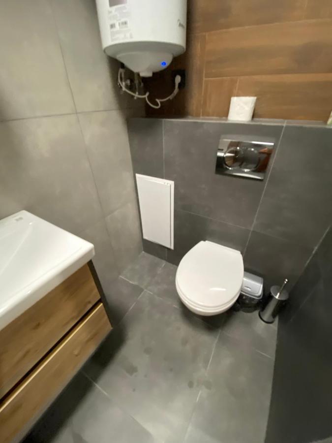 Віп Студія По Вулиці Крехівській 6 Біля Візового Центру На Джерельній 리비프 외부 사진